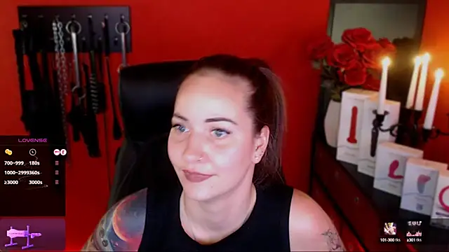 Snapshot of _Jane_Warren_ chatting on February 2025 09:50:02 PM Jane Warren online show from February 2025 09:50:02 PM
