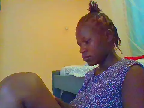 Snapshot of prettychic5 chatting on May 2026 07:01:01 AM prettychic5 online show from May 2026 07:01:01 AM