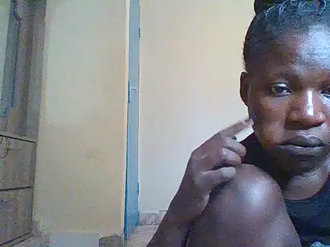 prettychic5 online show from November 2025 01:00:02 PM