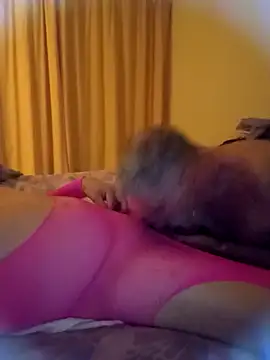 adriaan1975 online show from November 2025 03:33:02 AM