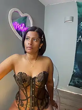 RoseMelanie online show from April 2026 08:23:02 PM