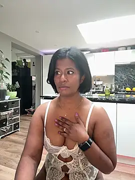 RoseMelanie online show from March 2026 07:52:02 AM