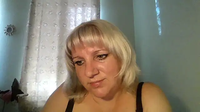 MeilomaWesa online show from October 2025 01:03:01 PM