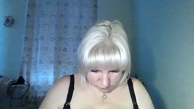 MeilomaWesa online show from December 2025 10:18:01 AM