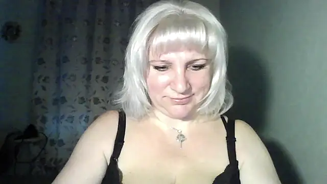 MeilomaWesa online show from December 2025 12:31:01 PM