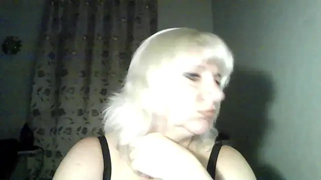 MeilomaWesa online show from November 2025 02:10:01 PM