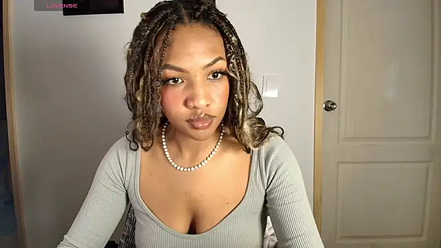 im alivys  online show from July 2026 11:57:01 PM