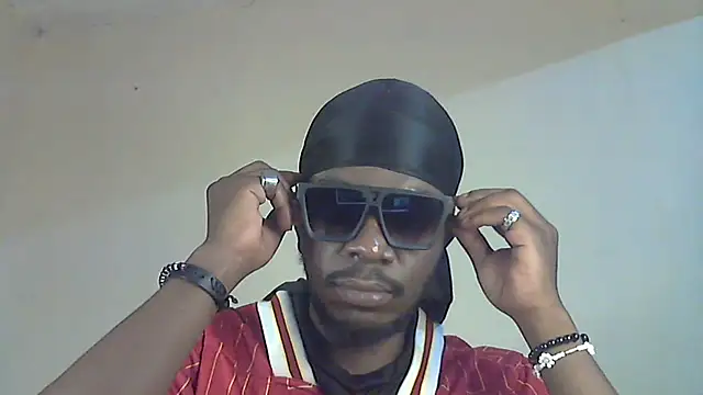 Snapshot of BIGDICKMULLAH chatting on September 2025 10:23:02 PM BIGDICKMULLAH online show from September 2025 10:23:02 PM