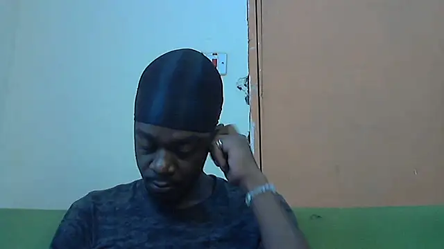 BIGDICKMULLAH online show from November 2025 09:41:01 AM