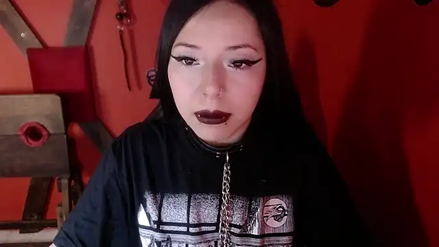 HannaCarrter online show from March 2025 12:07:02 PM