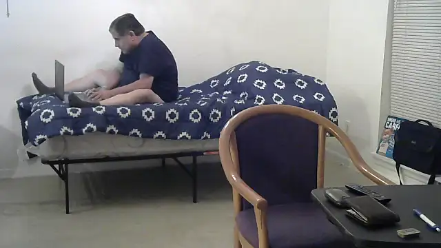 Peachestabby147 online show from November 2025 04:50:02 AM