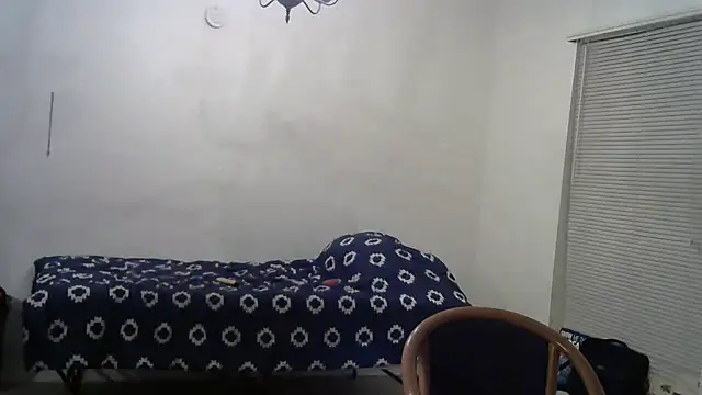 Peachestabby147 online show from November 2025 05:12:02 AM