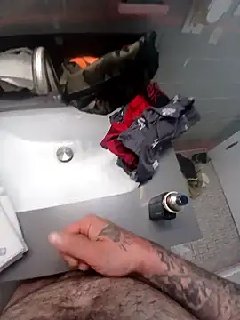 JObuddy661 online show from April 2026 10:44:01 PM