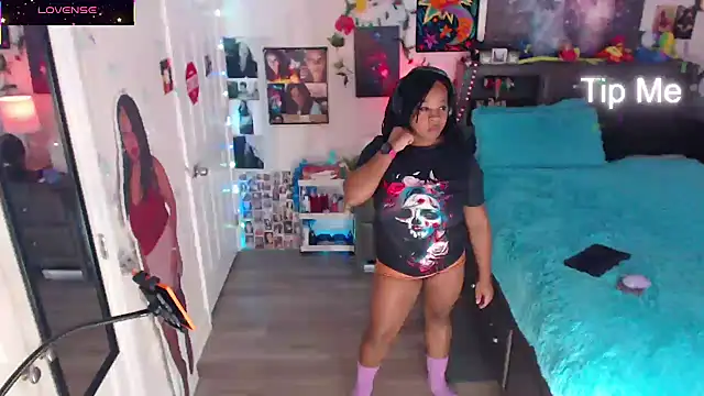 temptressbeauty24 online show from October 2025 03:27:01 AM