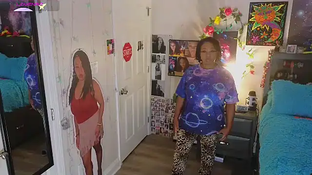 temptressbeauty24 online show from October 2025 03:19:02 AM