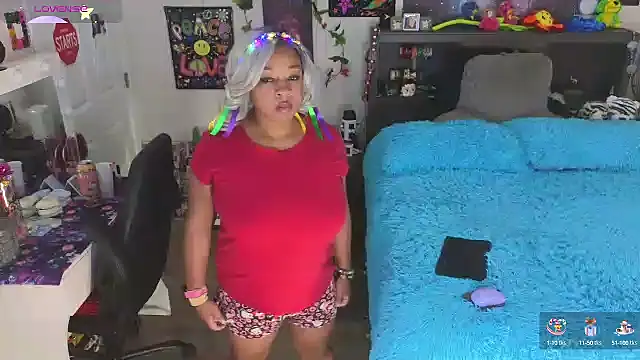 temptressbeauty24 online show from September 2025 04:40:01 PM