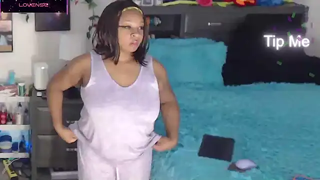 temptressbeauty24 online show from November 2025 05:11:01 AM