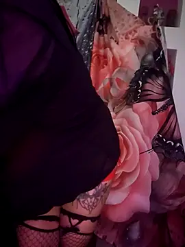 Zeina2024 online show from December 2025 09:26:01 PM