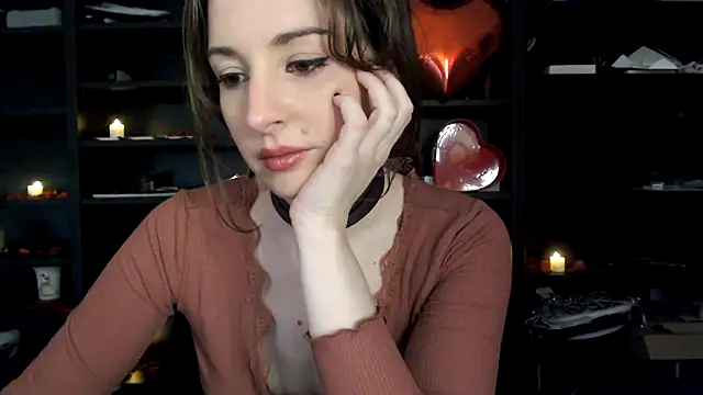 Snapshot of sophia_leurre chatting on February 2025 08:37:01 PM sophia leurre online show from February 2025 08:37:01 PM