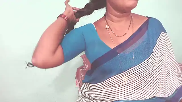 Snapshot of shrutitelugu69 chatting on July 2026 04:20:01 PM shrutitelugu69 online show from July 2026 04:20:01 PM