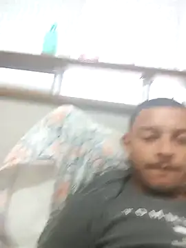 emrehliug12 online show from March 2025 02:37:01 PM