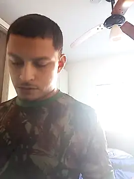 emrehliug12 online show from April 2026 02:46:01 PM