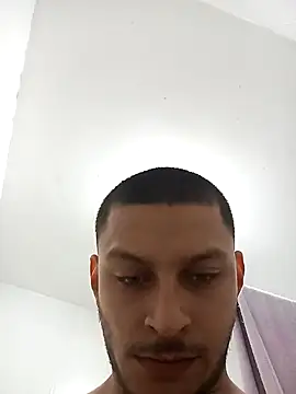 emrehliug12 online show from December 2024 04:12:02 AM