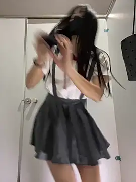 Asia-Lynn online show from November 2025 10:41:02 AM