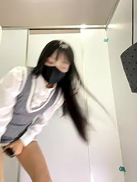 Asia-Lynn online show from November 2025 10:43:01 AM