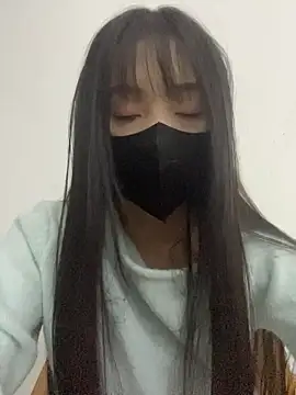 Asia-Lynn online show from April 2026 10:33:02 AM