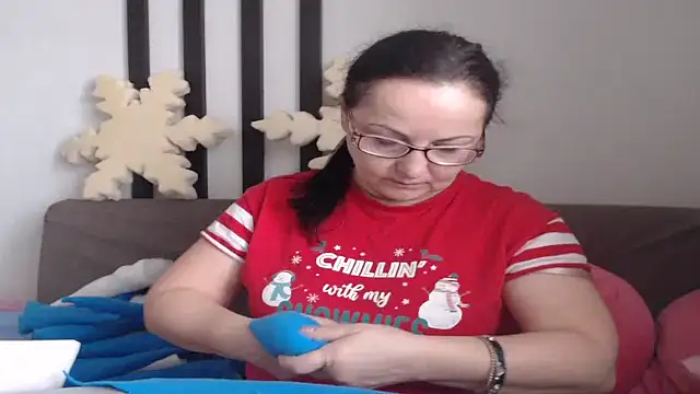 Alma44 online show from November 2025 08:29:02 AM