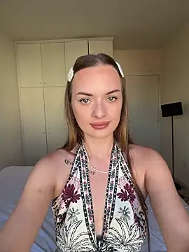 ElenaRebelle online show from May 2026 06:08:01 AM