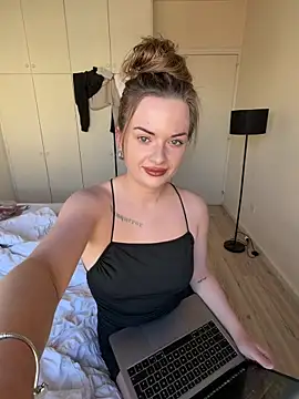 ElenaRebelle online show from March 2026 07:08:02 AM