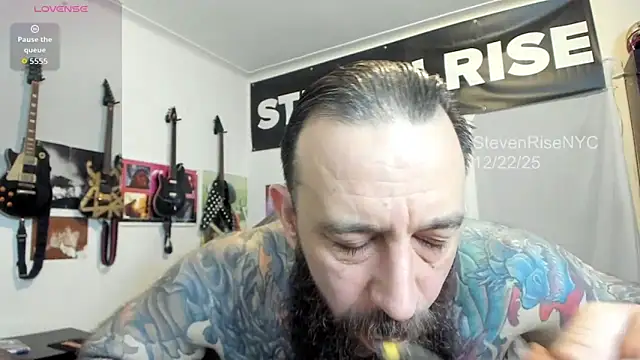 StevenRiseNYC online show from December 2025 02:33:01 AM