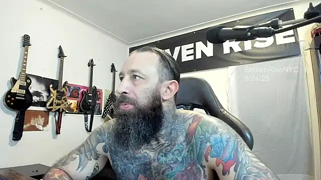 StevenRiseNYC online show from September 2025 01:33:01 AM