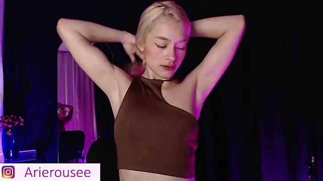 arie rousee sub online show from December 2025 02:06:01 AM