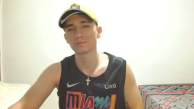 ChicoMaloFfF online show from April 2026 01:42:01 AM