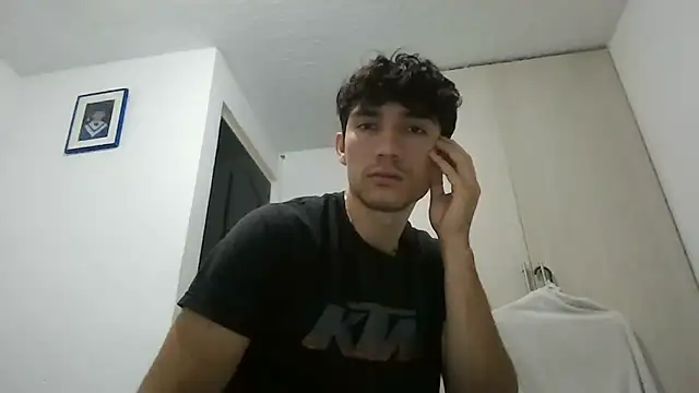 ChicoMaloFfF online show from November 2025 06:01:02 PM