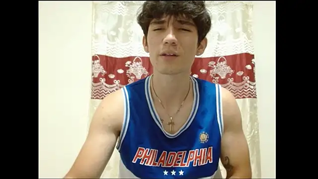 ChicoMaloFfF online show from November 2025 02:00:02 AM