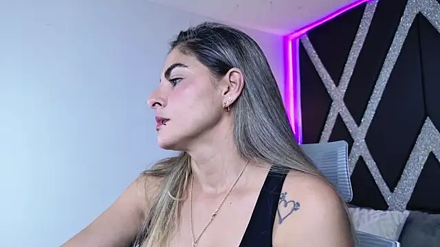 blonde cat15 online show from May 2026 12:37:02 AM