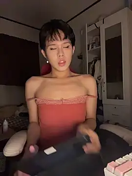 Plaxtique online show from January 2026 09:32:02 PM