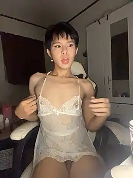 Plaxtique online show from January 2026 08:49:02 PM