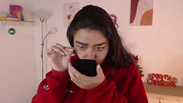  Kim  M online show from December 2024 02:00:01 PM