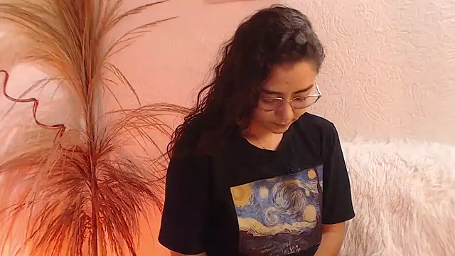  Kim  M online show from April 2026 01:50:02 PM