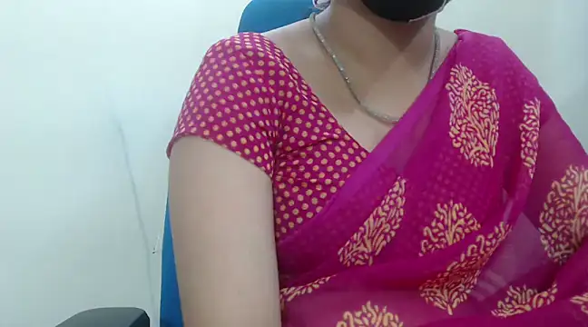 Lovely Siri 23 online show from March 2025 08:32:02 PM