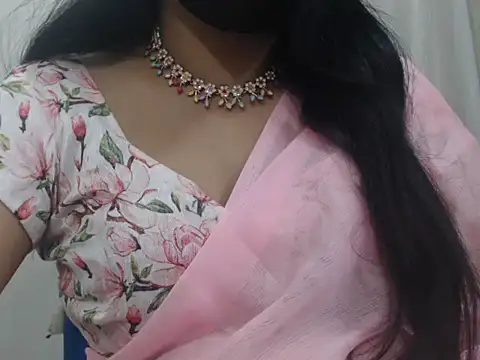 Snapshot of Lovely_Siri_23 chatting on June 2026 12:22:01 PM Lovely Siri 23 online show from June 2026 12:22:01 PM