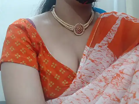 Lovely Siri 23 online show from December 2025 06:36:02 PM