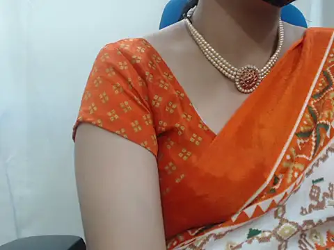 Lovely Siri 23 online show from November 2025 06:12:02 PM