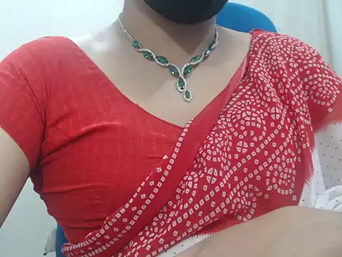 Snapshot of Lovely_Siri_23 chatting on June 2026 07:52:01 PM Lovely Siri 23 online show from June 2026 07:52:01 PM
