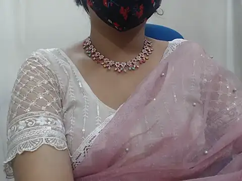 Lovely Siri 23 online show from November 2025 06:17:02 AM